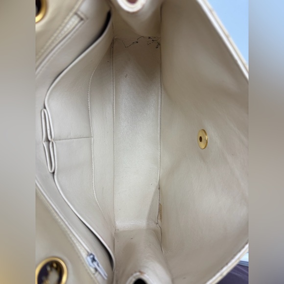 Chanel single flap lambskin beige square chain bag - Picture 13 of 16